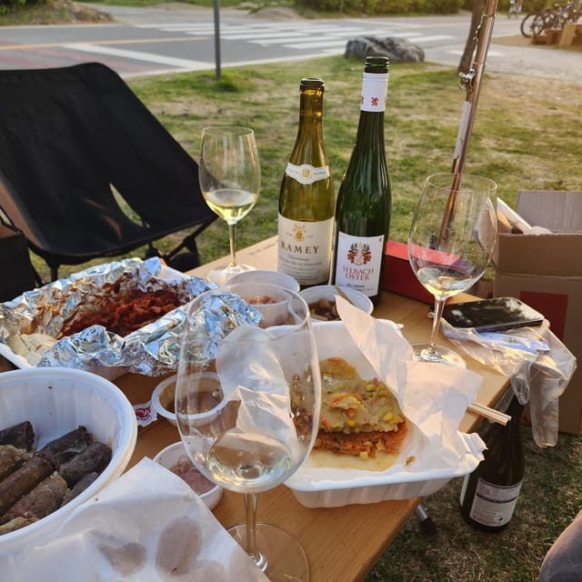 Seoul: Wine & Korean BBQ, Perfect Pairing Dinner in Sinchon - Who will enjoy this Sinchon dinner