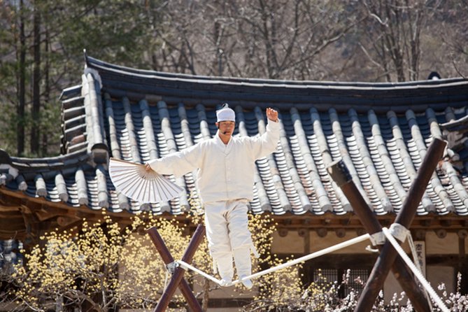 Signature Seoul : Netflix Sites, Street Food & N Seoul Tower - Everyday life at the National Folk Museum