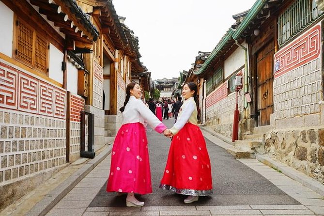 Small Group 7D Korea package Tour with Seoul Gyeongju Busan Jeju - Seoul’s palaces, markets, and city views
