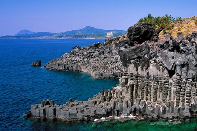 Small Group 7D Korea package Tour with Seoul Gyeongju Busan Jeju - What $1,988 covers, and where the value lies
