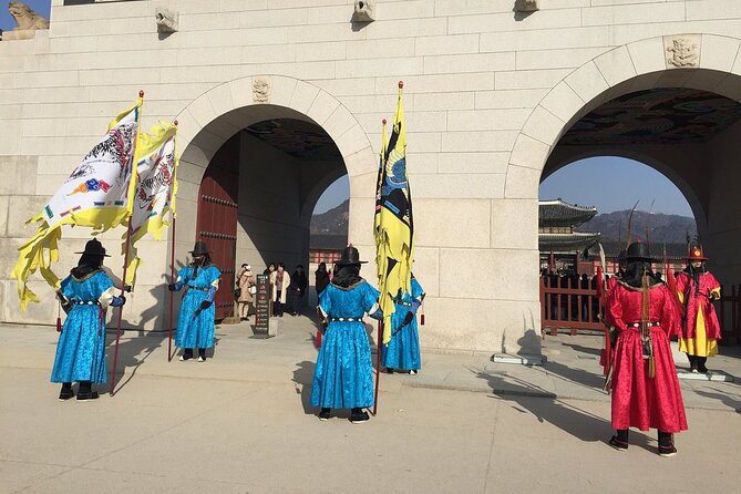 Small-Group Royal Palace and Seoul City Tour (hotel pick-up) - Why this tour works for a first day in Seoul