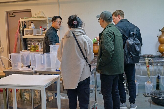Soju Tasting at Distillery - story of 3 pigs - Seeing fermentation before tasting