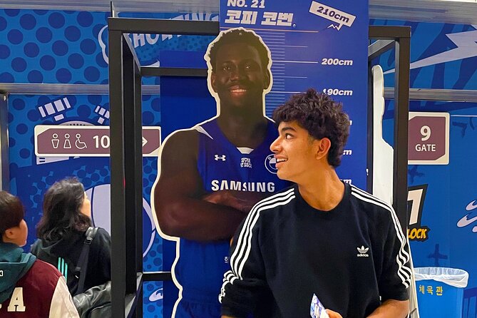 Sports Match in Seoul with Guided K-Food Experience - Starting near Jamsilsaenae Station