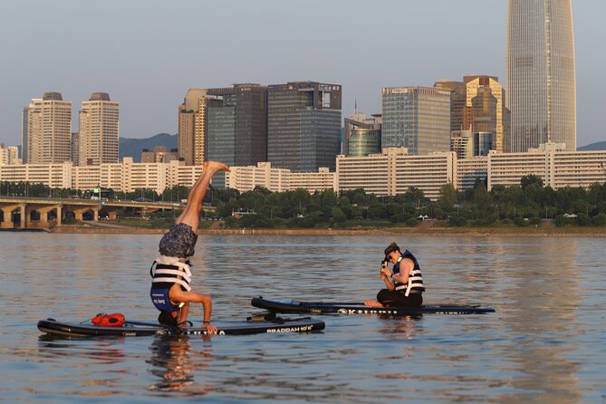 Stand Up Paddle Board (SUP) and Kayak Activities in Han River - Kayak or SUP: choose the right kind of fun