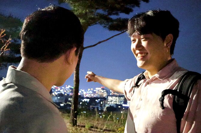 Sunset Walking Tour in Naksan Park with Dinner - Walking the fortress wall with Jin