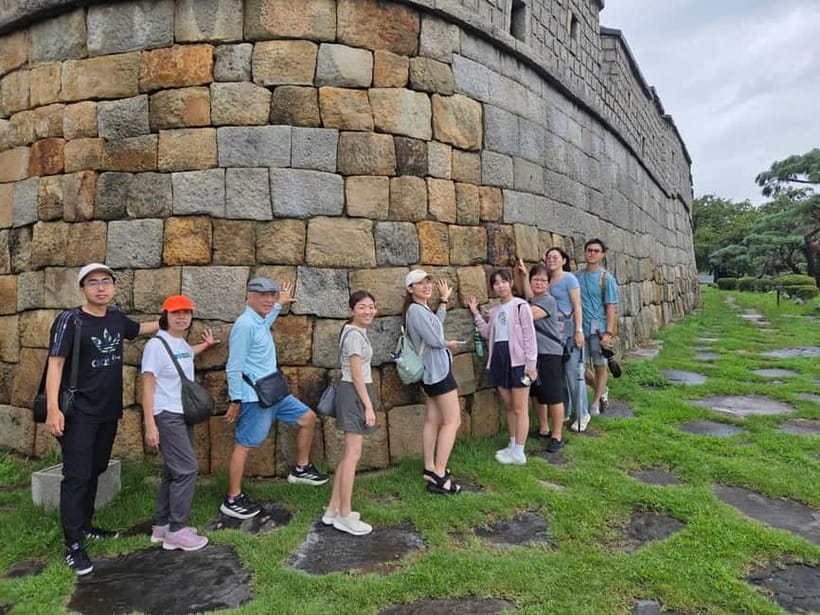 Suwon Hwaseong, Gwangmyeong Cave, & Starfield Library Trip - What the guide adds to the day