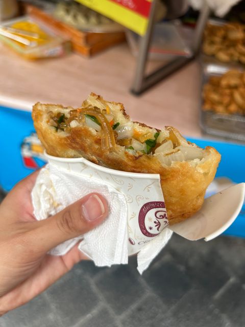Taste hidden street food in Seoul with a 2.5h food tour - Forty-five minutes of market tasting