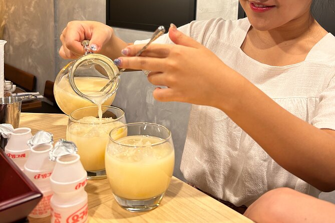 Traditional Soju Class and Makgeolli Tasting in Seoul - Who should book this experience