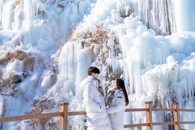 Vivaldi Park Winter Ski with Eobi Ice Valley Day Tour from Seoul - Why pair Eobi Ice Valley with Vivaldi Park?