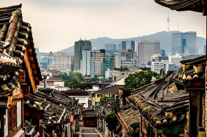 Walking Tour with Gyeongbokgung Palace, Bukchon, Insadong - Insadong, translation help, and the lunch finish