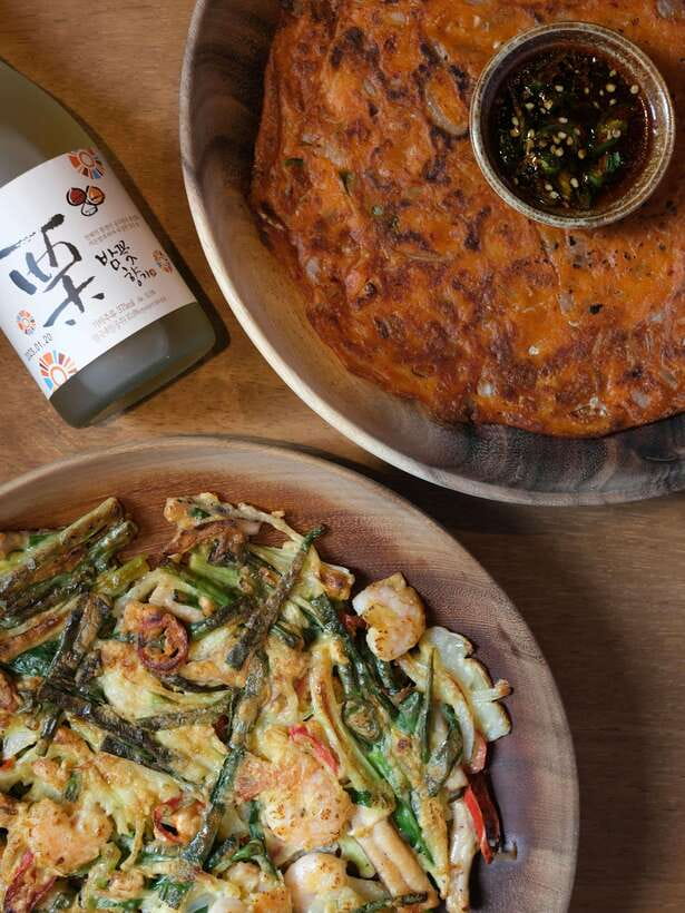 You're Invited to Our Home in Seoul: The Only Cooking Class! - Making jeon, Korea’s festive savory pancakes